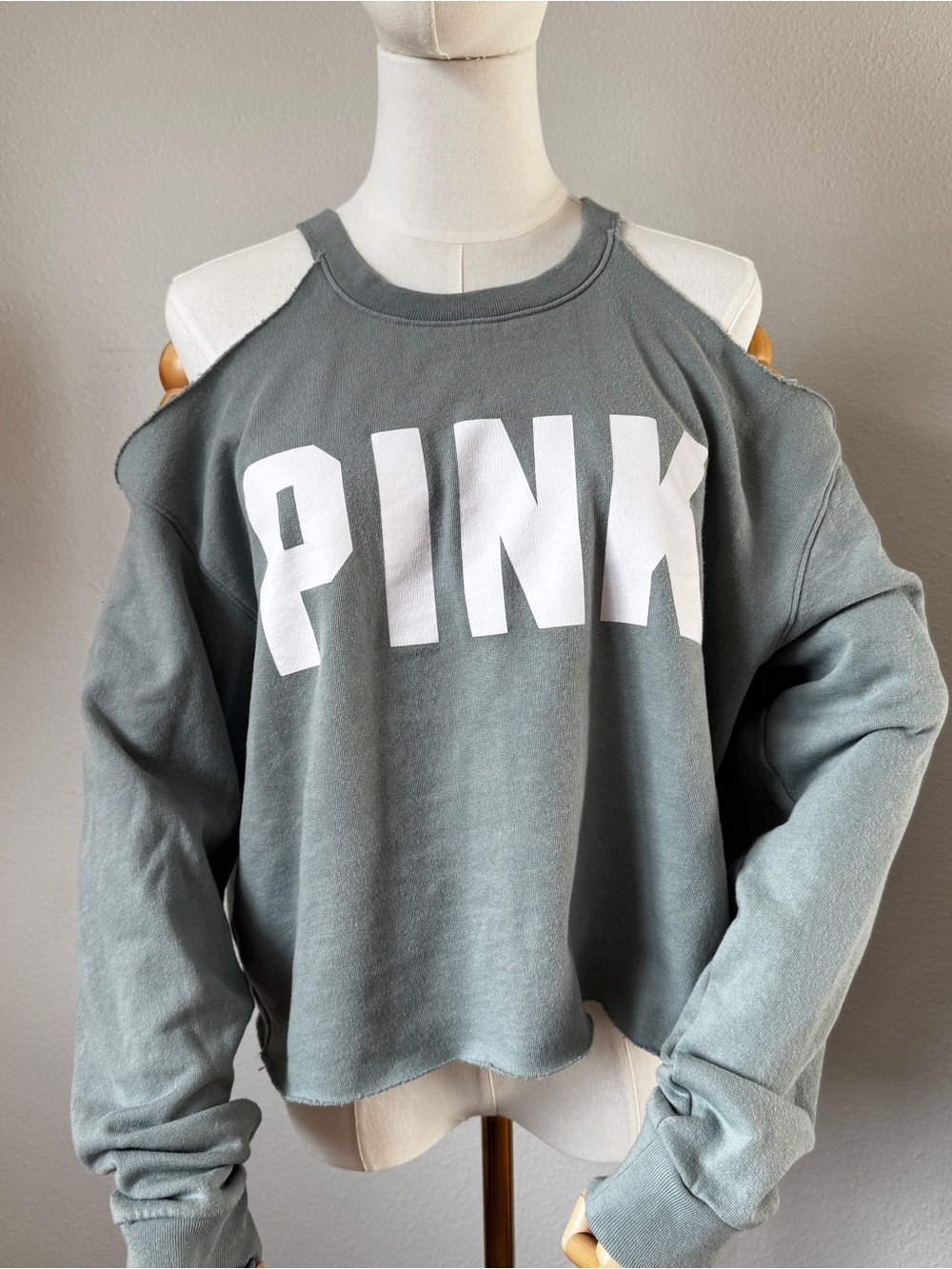 PINK Victoria’s Secret Sweatshirt L Cropped Cold Shoulder Raw Hem Y2K Fall